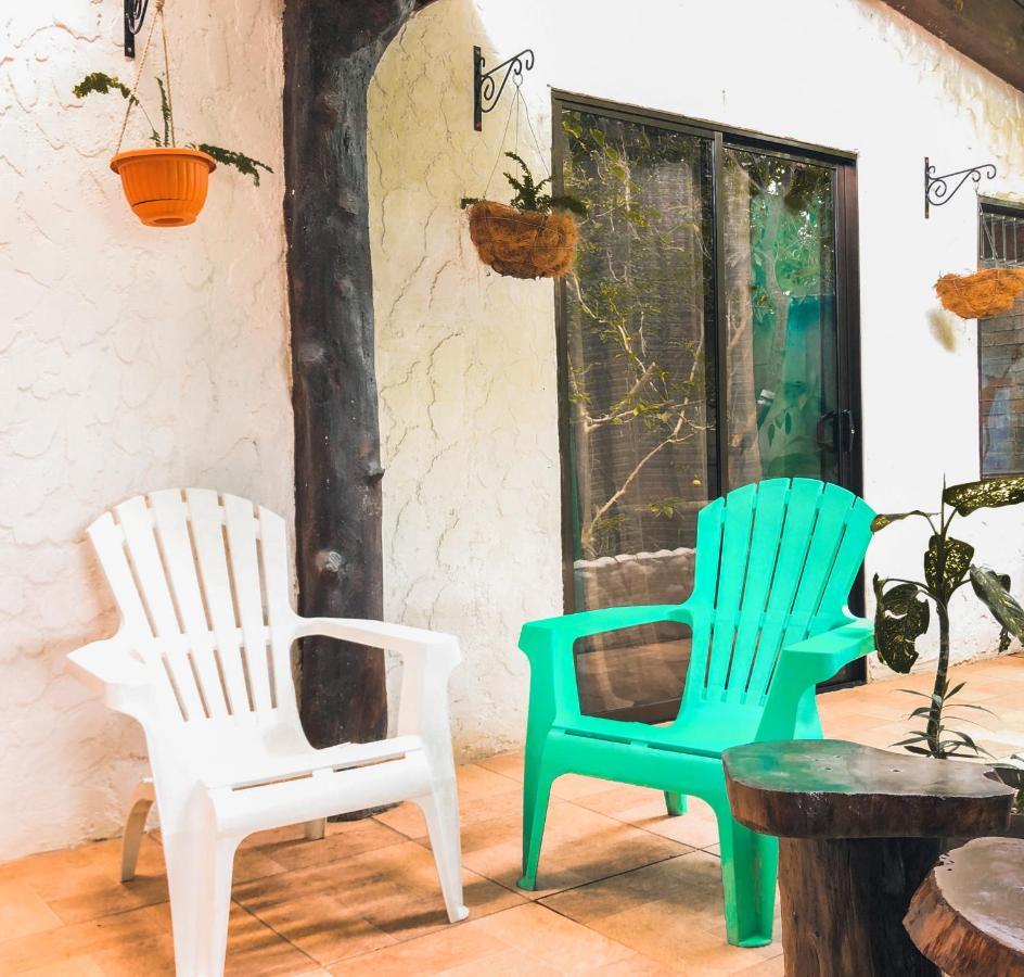 Monte Fresco Hostel Boutique プンタレナス エクステリア 写真